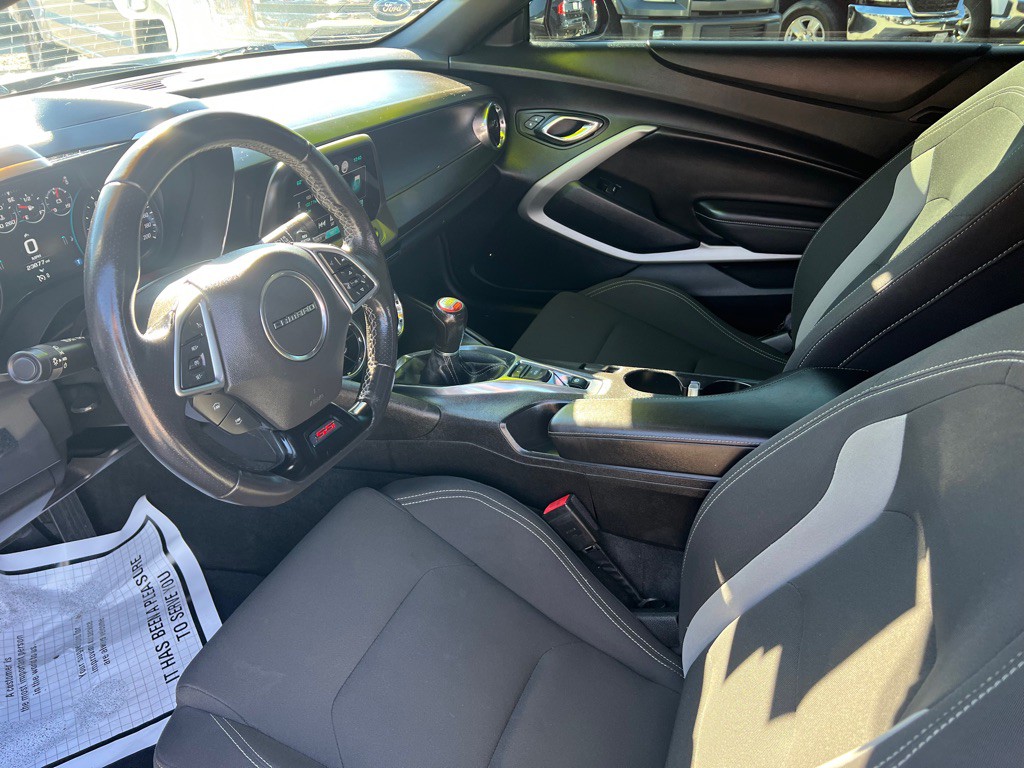 2016 Chevrolet Camaro Image 7