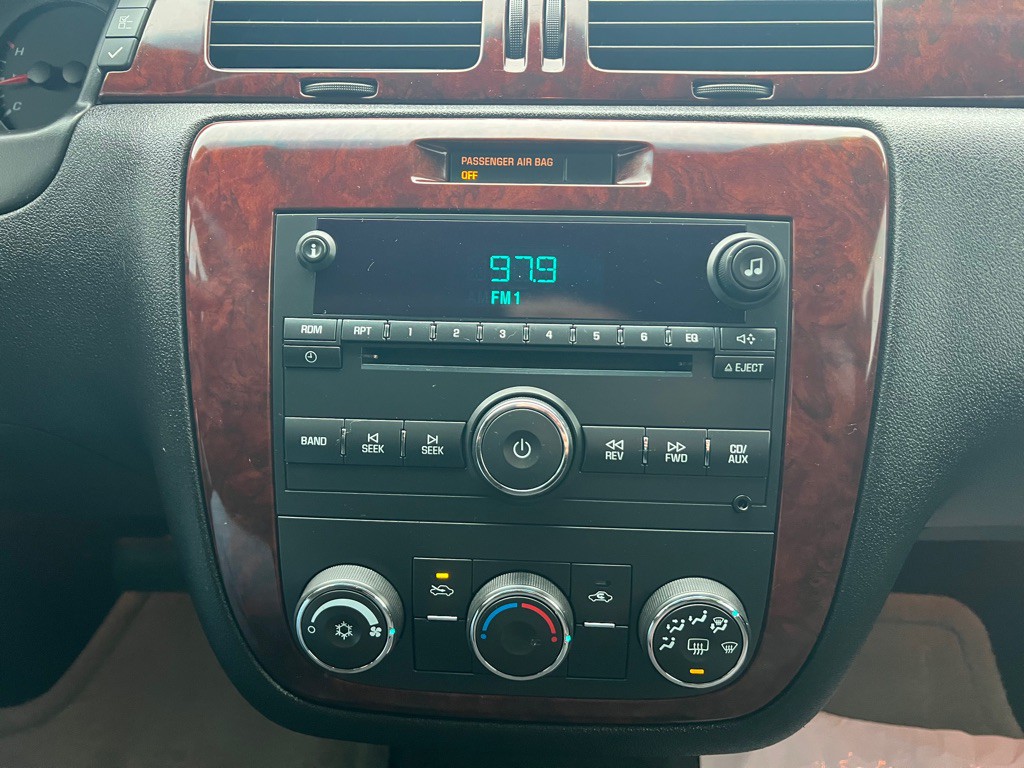 2006 Chevrolet Impala Image 10