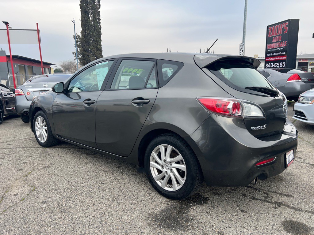 2012 Mazda Mazda3 Image 3