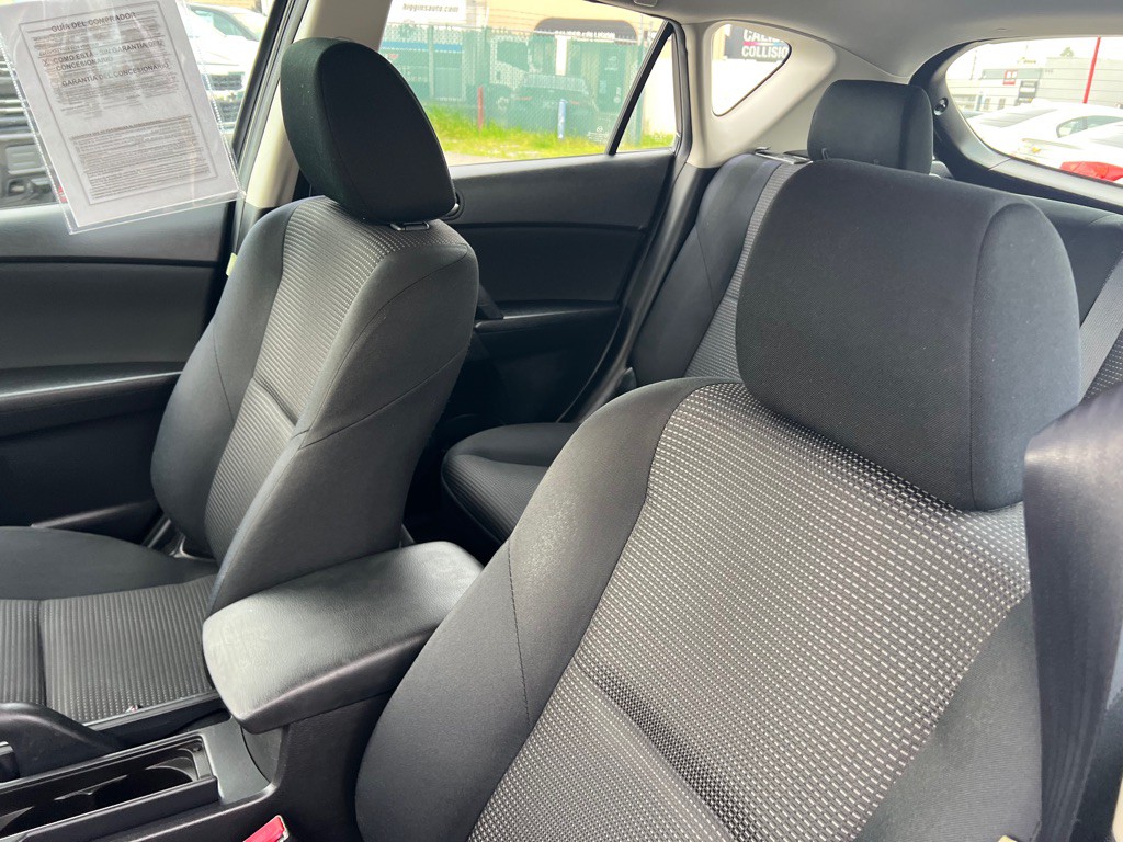 2012 Mazda Mazda3 Image 9