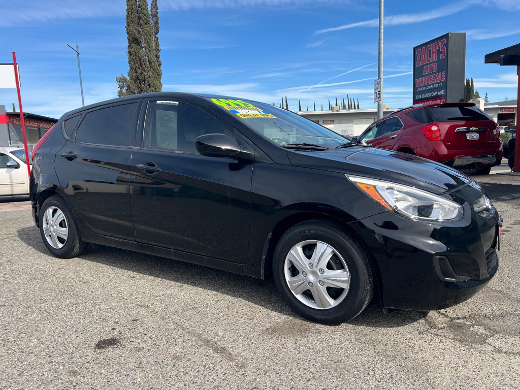 2017 Hyundai Accent Image 4