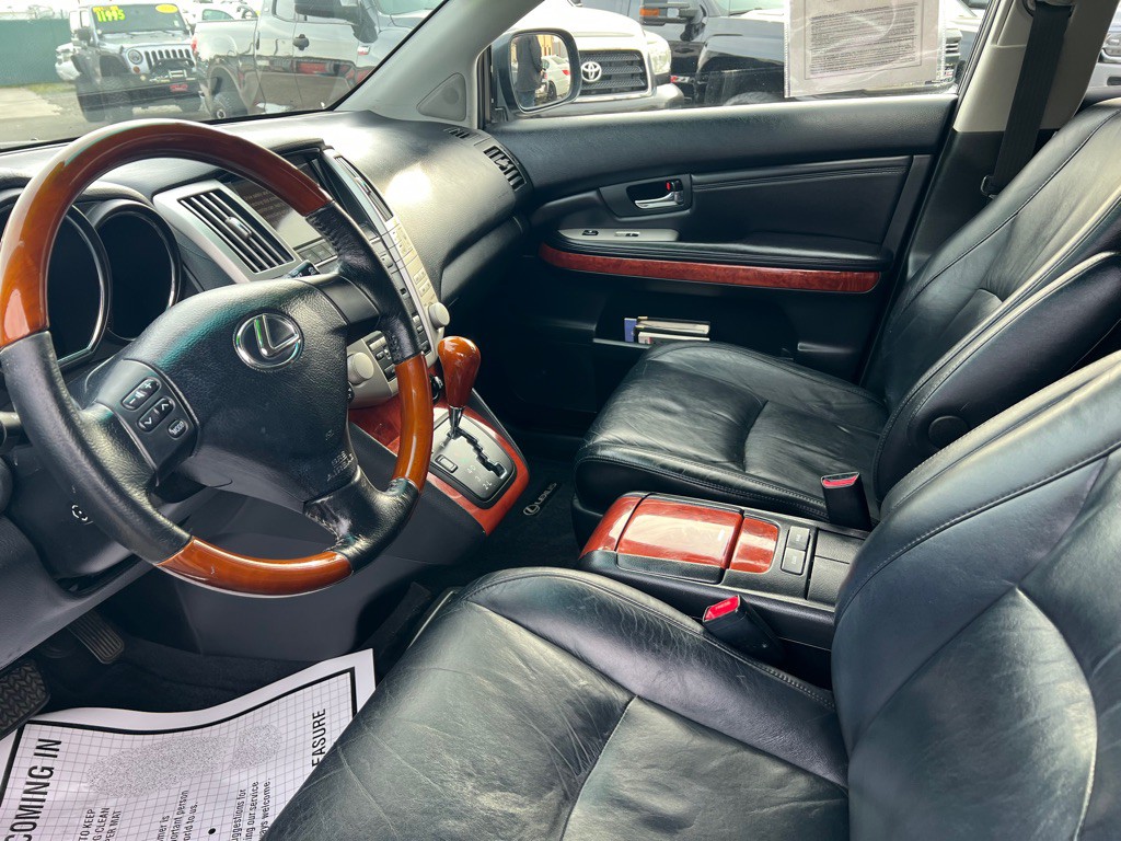 2004 Lexus RX Image 8