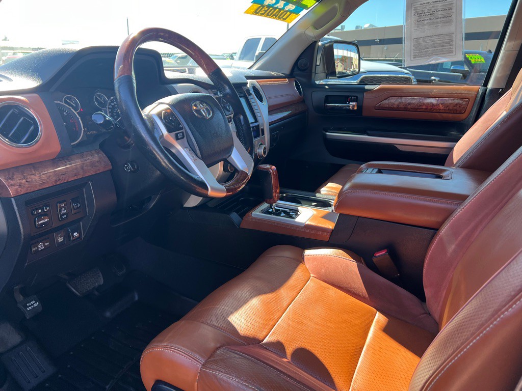 2015 Toyota Tundra Image 8