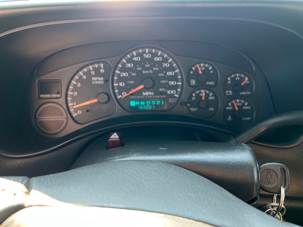 2001 Chevrolet Silverado 1500 Image 11