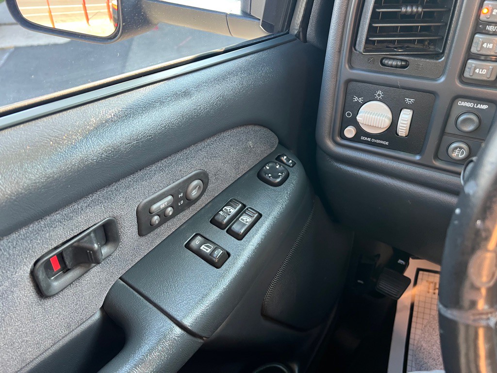 2001 Chevrolet Silverado 1500 Image 12