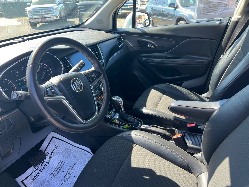 2017 Buick Enclave Image 8