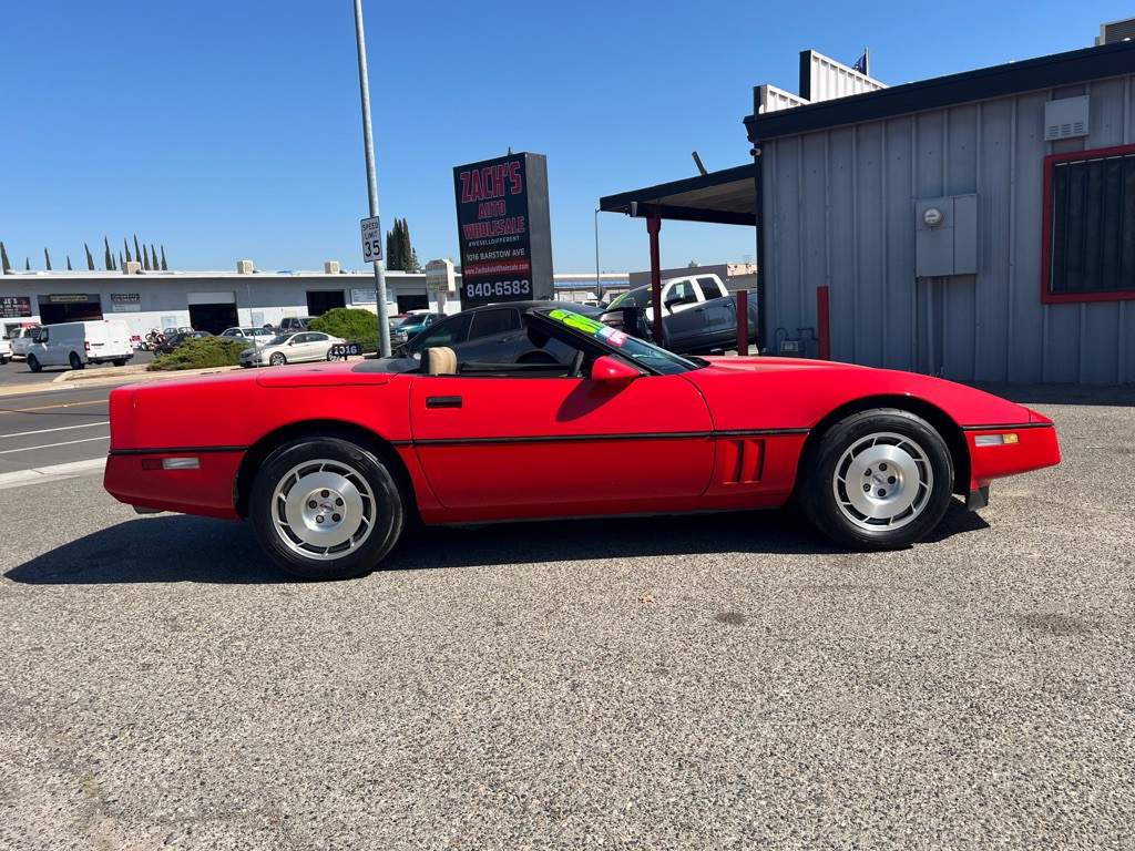 1986 Chevrolet Corvette Image 5