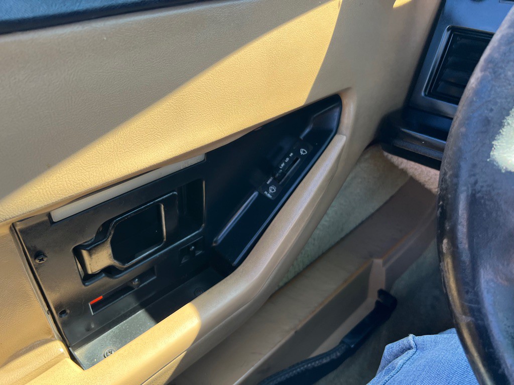 1986 Chevrolet Corvette Image 12