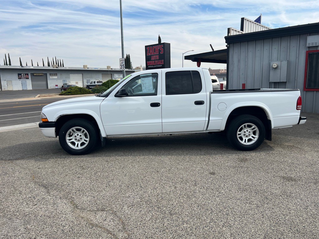 2003 Dodge Dakota Image 2