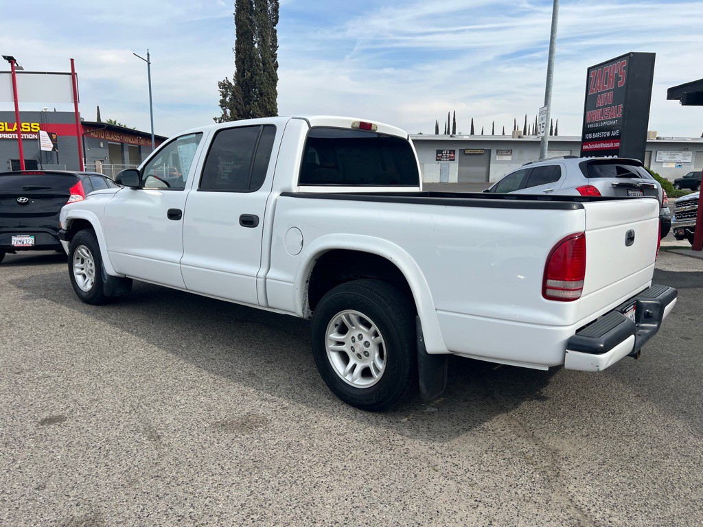 2003 Dodge Dakota Image 3