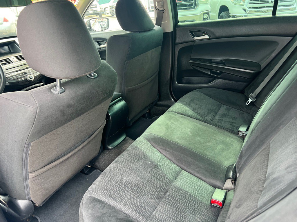 2012 Honda Accord Image 7