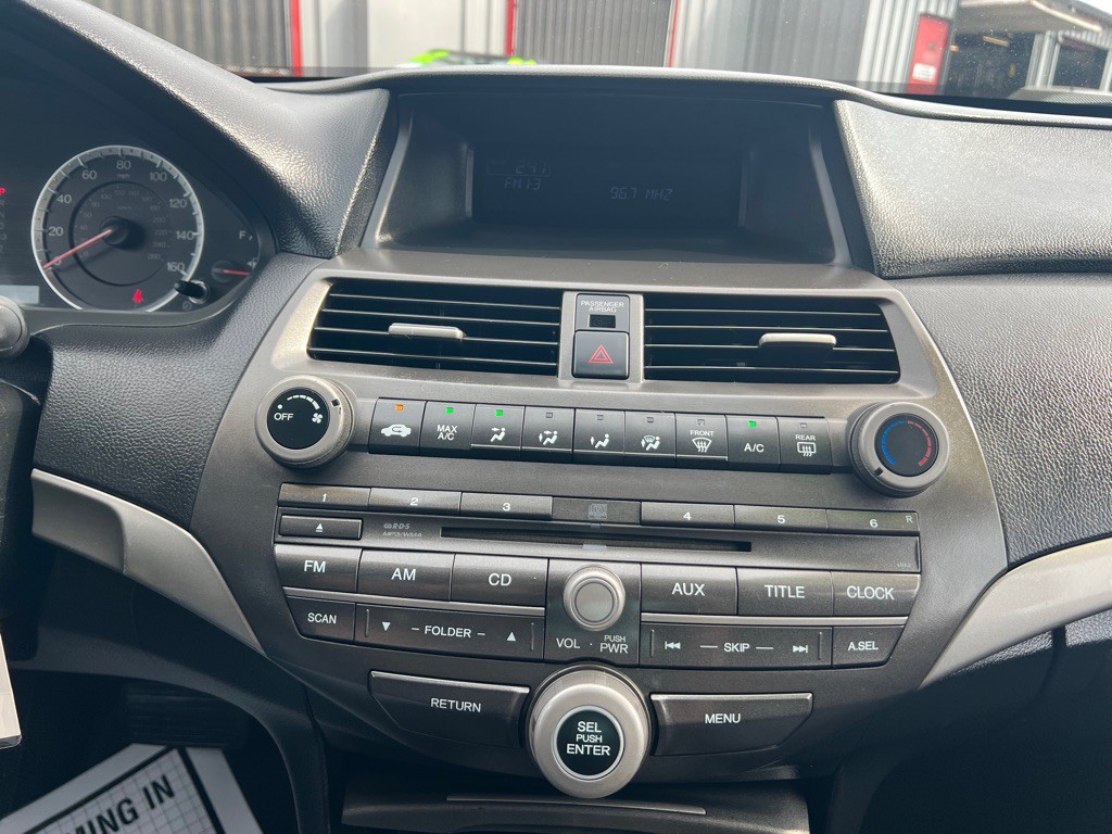 2012 Honda Accord Image 10