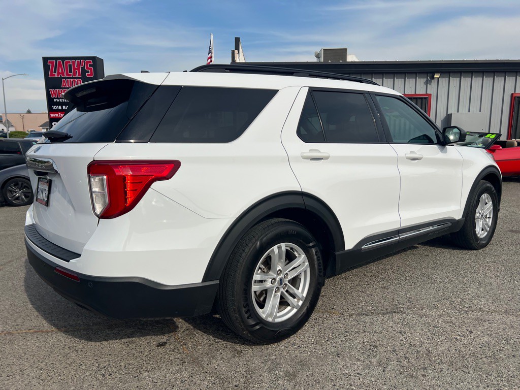 2021 Ford Explorer Image 6