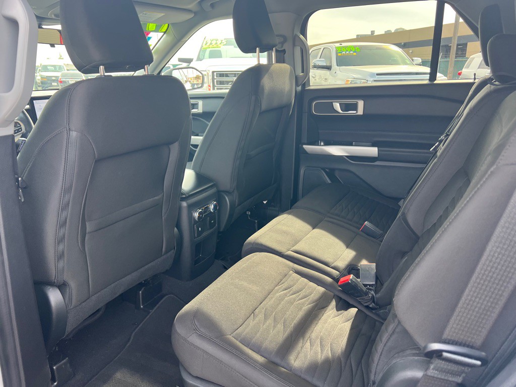 2021 Ford Explorer Image 7