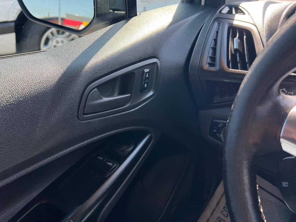 2017 Ford Transit Connect Image 12
