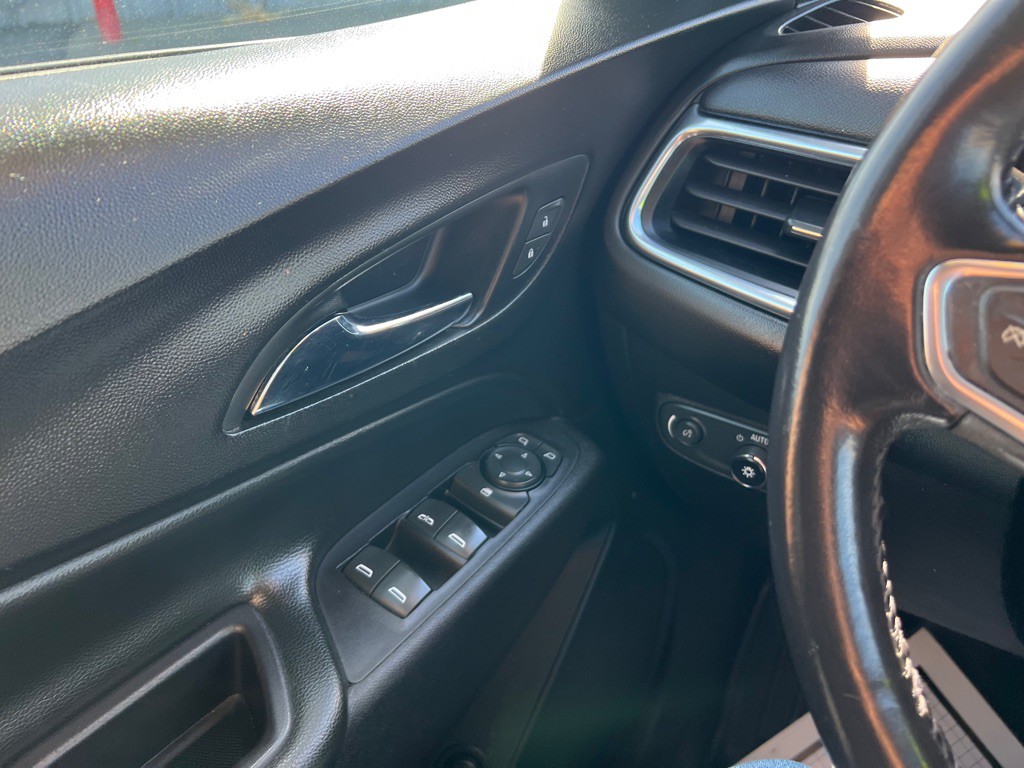 2019 Chevrolet Equinox Image 12