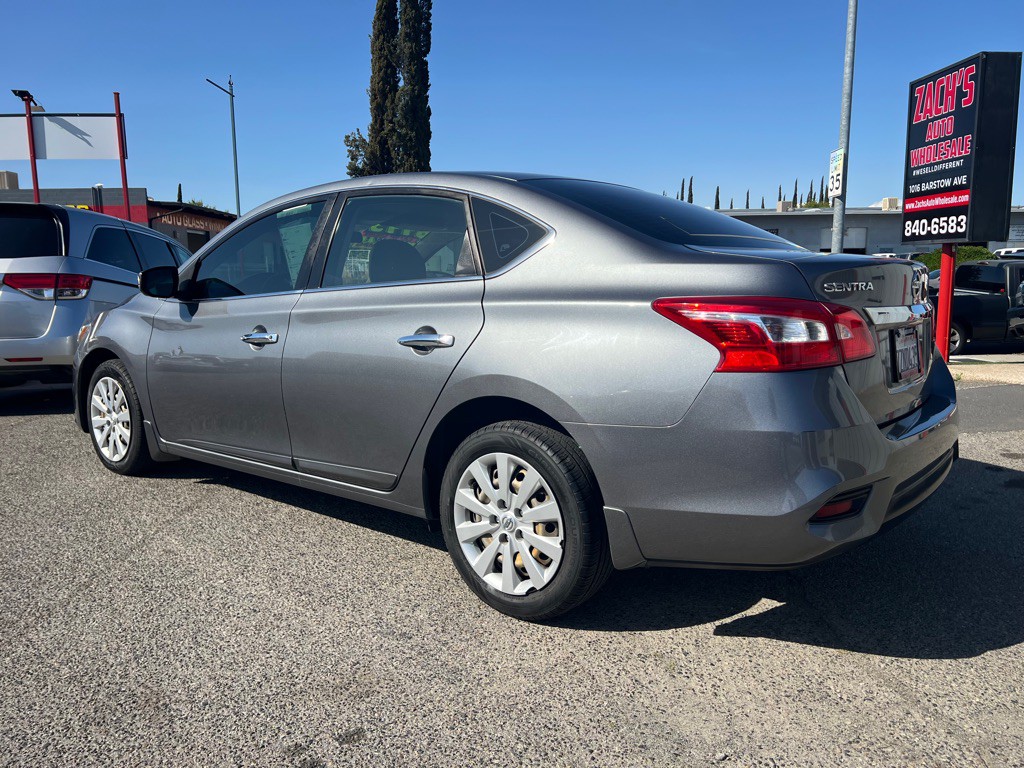 2017 Nissan Sentra Image 3