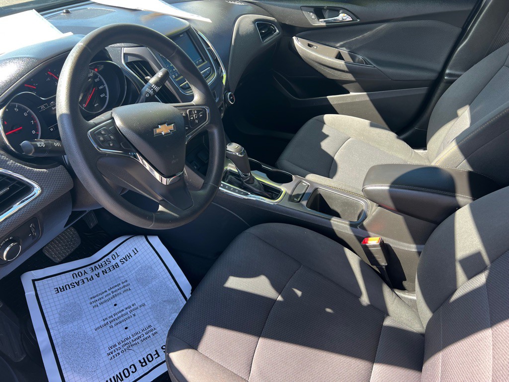 2019 Chevrolet Cruze Image 8