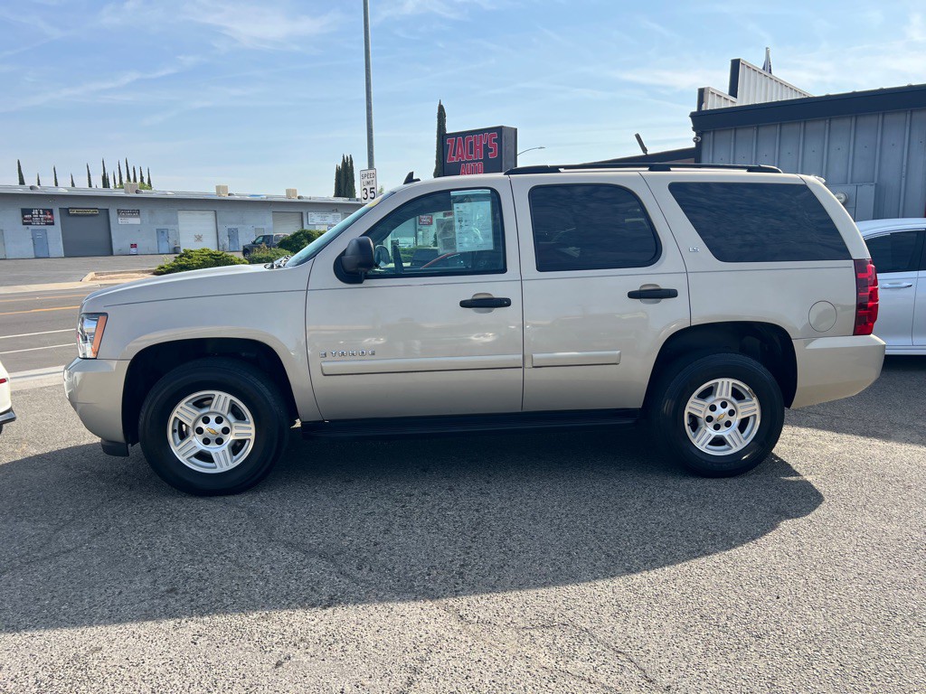 2008 Chevrolet Tahoe Image 2