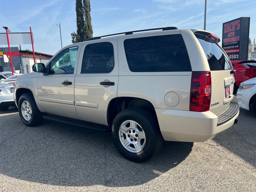 2008 Chevrolet Tahoe Image 3