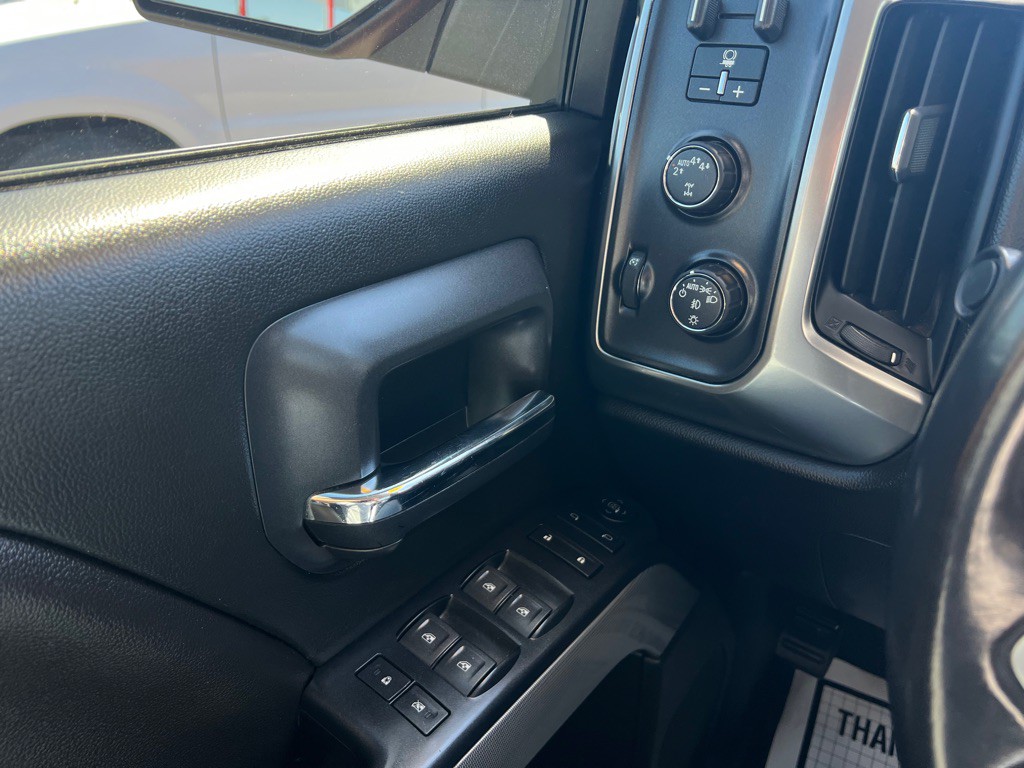 2017 Chevrolet Silverado 1500 Image 12