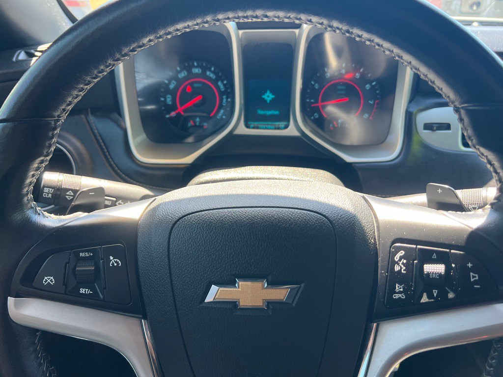 2015 Chevrolet Camaro Image 11