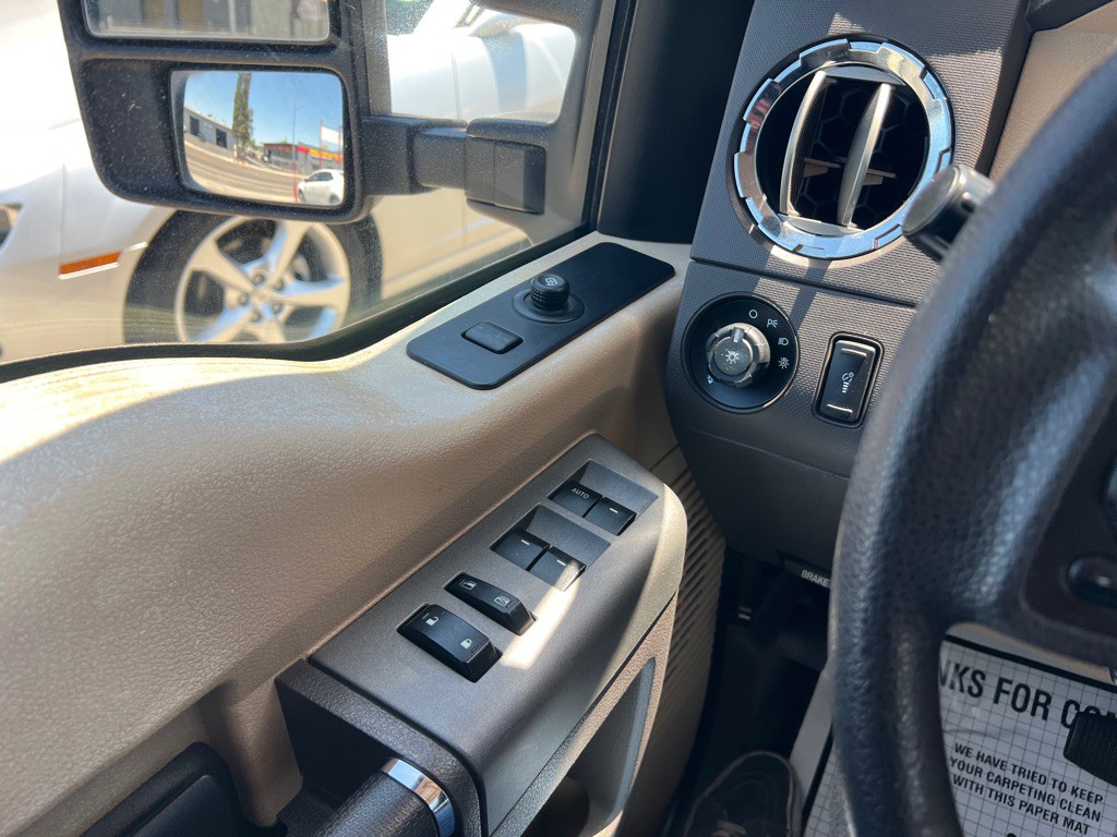 2012 Ford F-250 Image 12