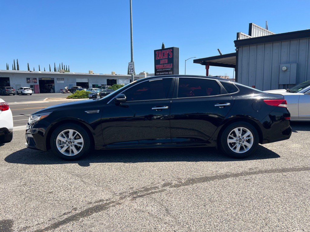 2019 Kia Optima Image 2