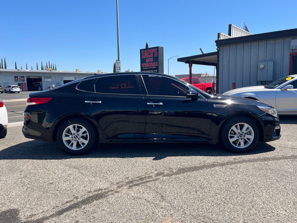 2019 Kia Optima Image 5