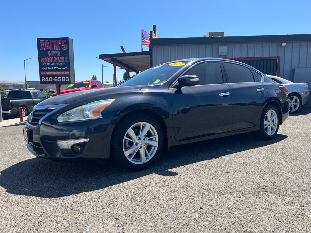 2015 Nissan Altima Image 1