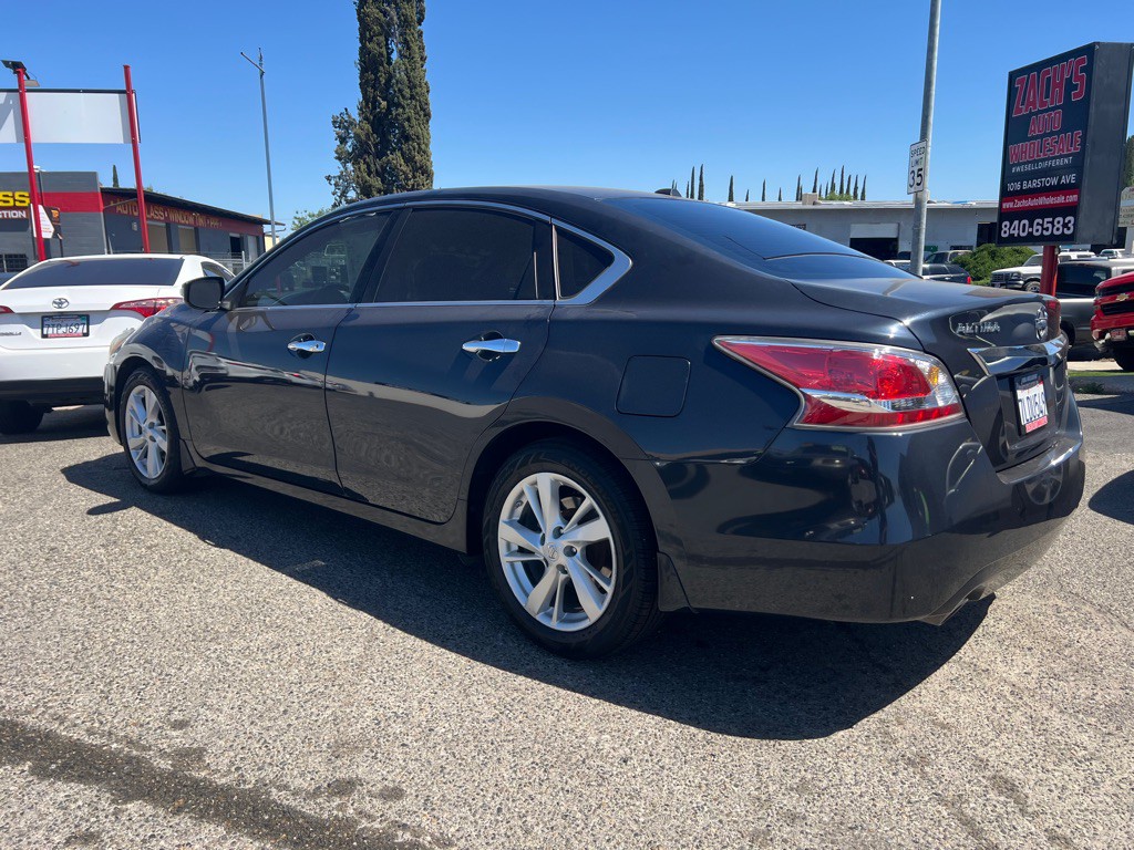 2015 Nissan Altima Image 3