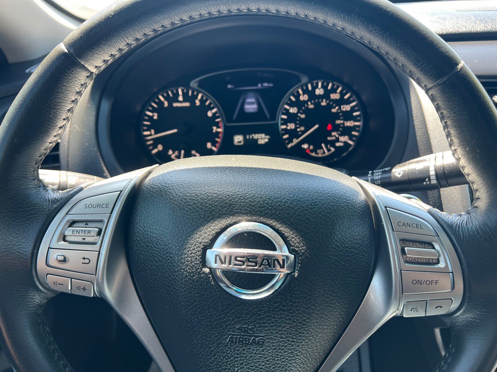 2015 Nissan Altima Image 12