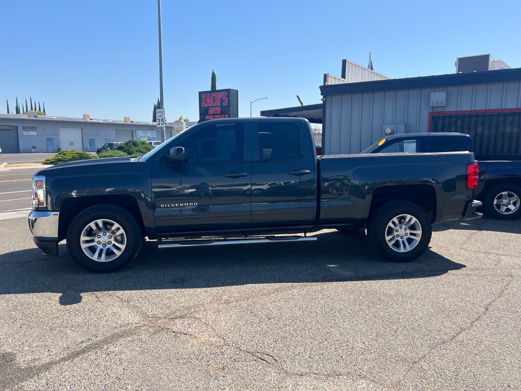 2018 Chevrolet Silverado 1500 Image 2