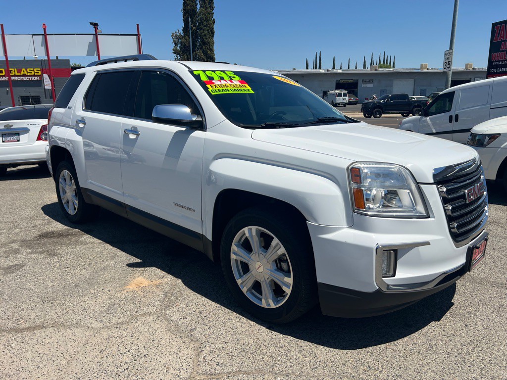 2017 GMC Terrain Image 4