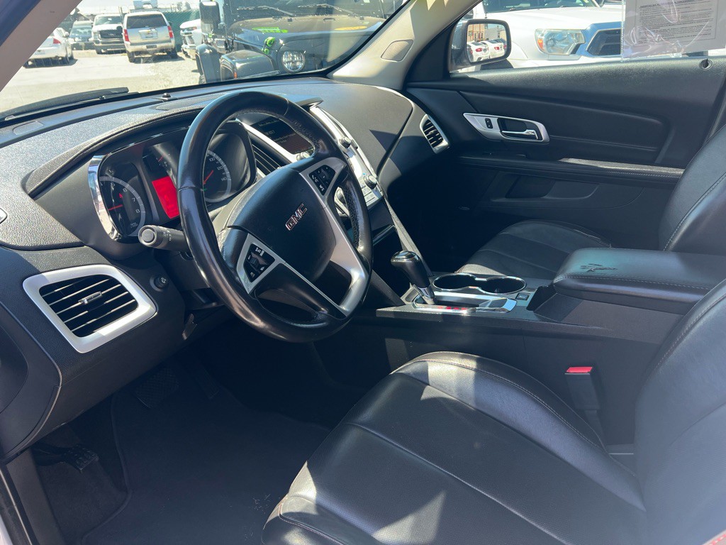 2017 GMC Terrain Image 8