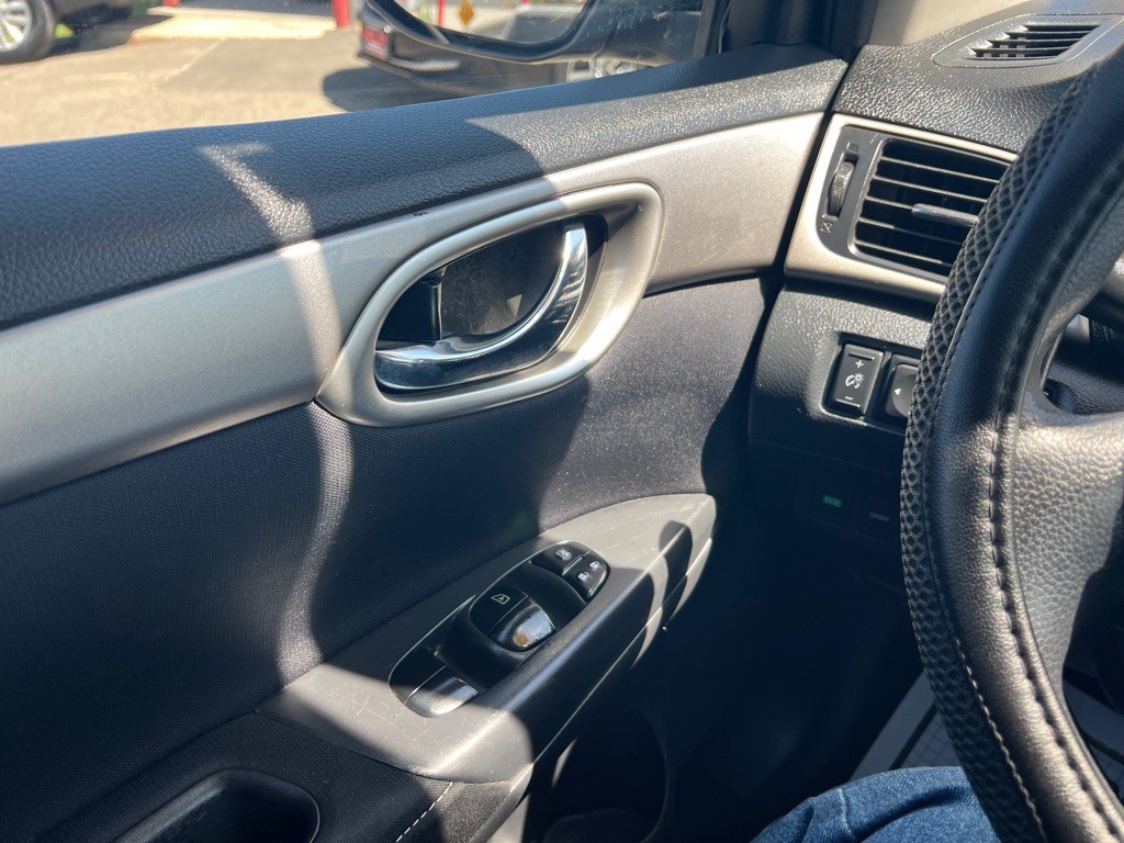 2014 Nissan Sentra Image 12