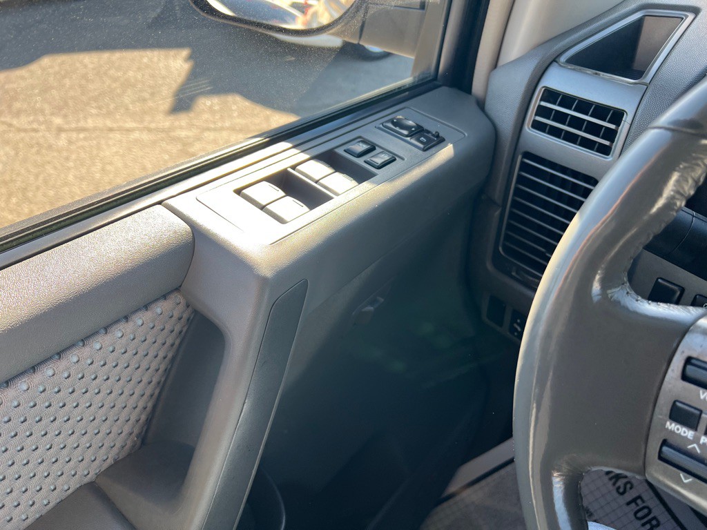 2007 Nissan Armada Image 12