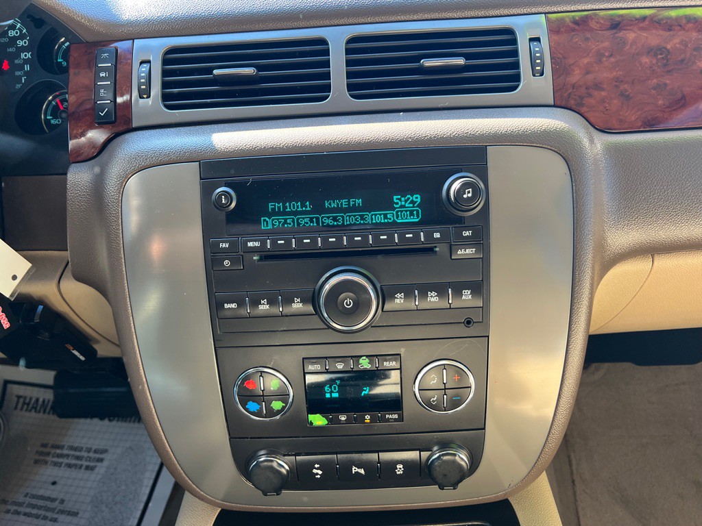 2012 GMC Yukon Image 11