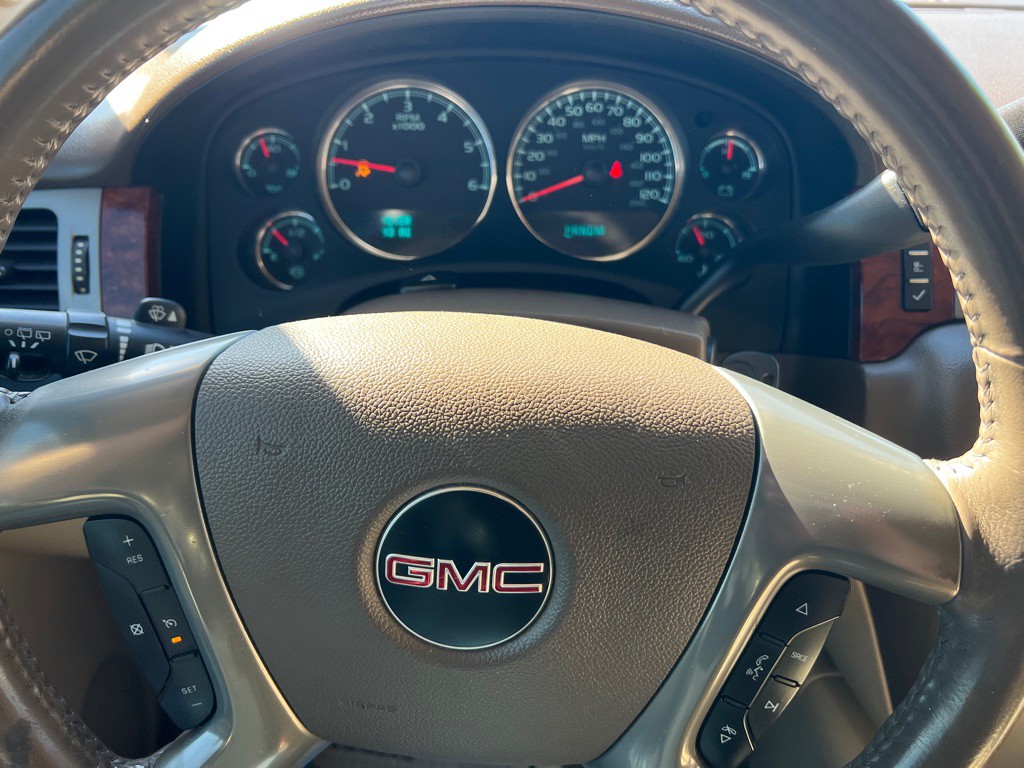2012 GMC Yukon Image 12
