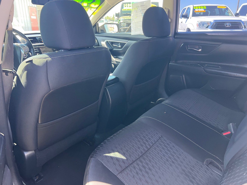 2017 Nissan Altima Image 7