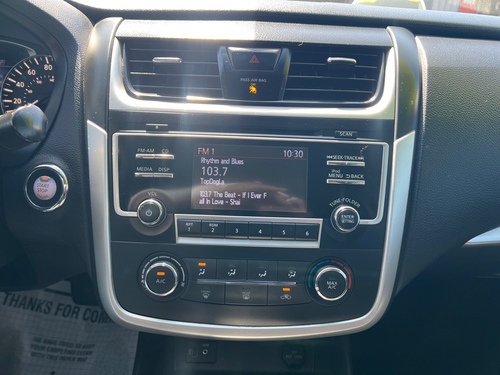 2017 Nissan Altima Image 10
