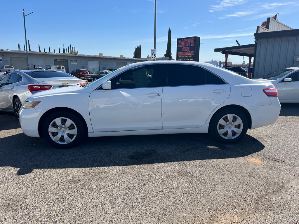 2008 Toyota Camry Image 2