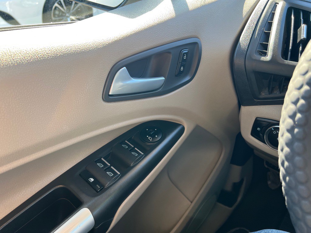2015 Ford Transit Connect Image 12