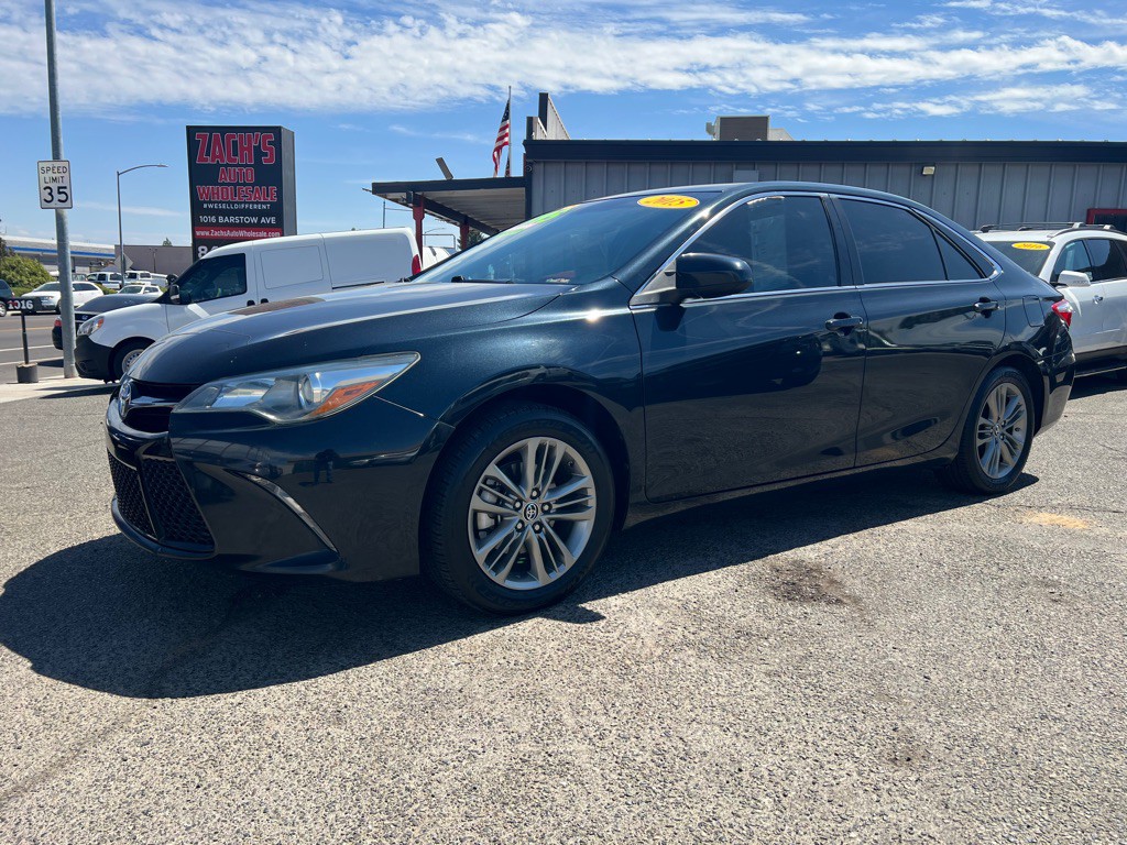 2015 Toyota Camry Image 1