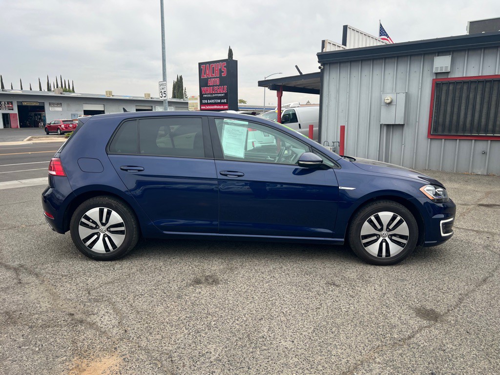 2018 Volkswagen Golf Image 5