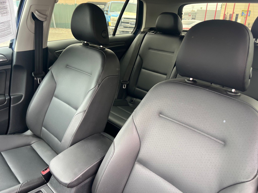2018 Volkswagen Golf Image 9