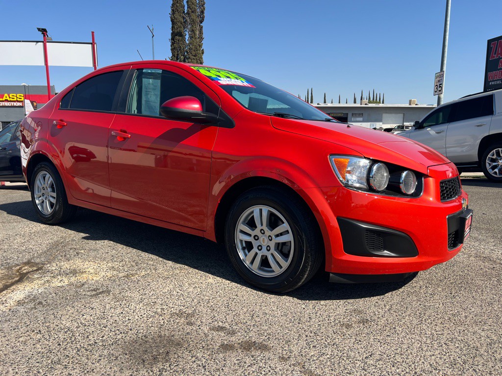 2012 Chevrolet Sonic Image 4