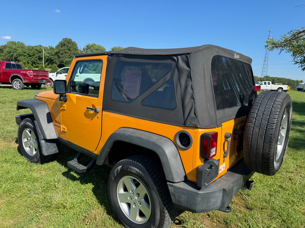 2012 Jeep Wrangler Image 6