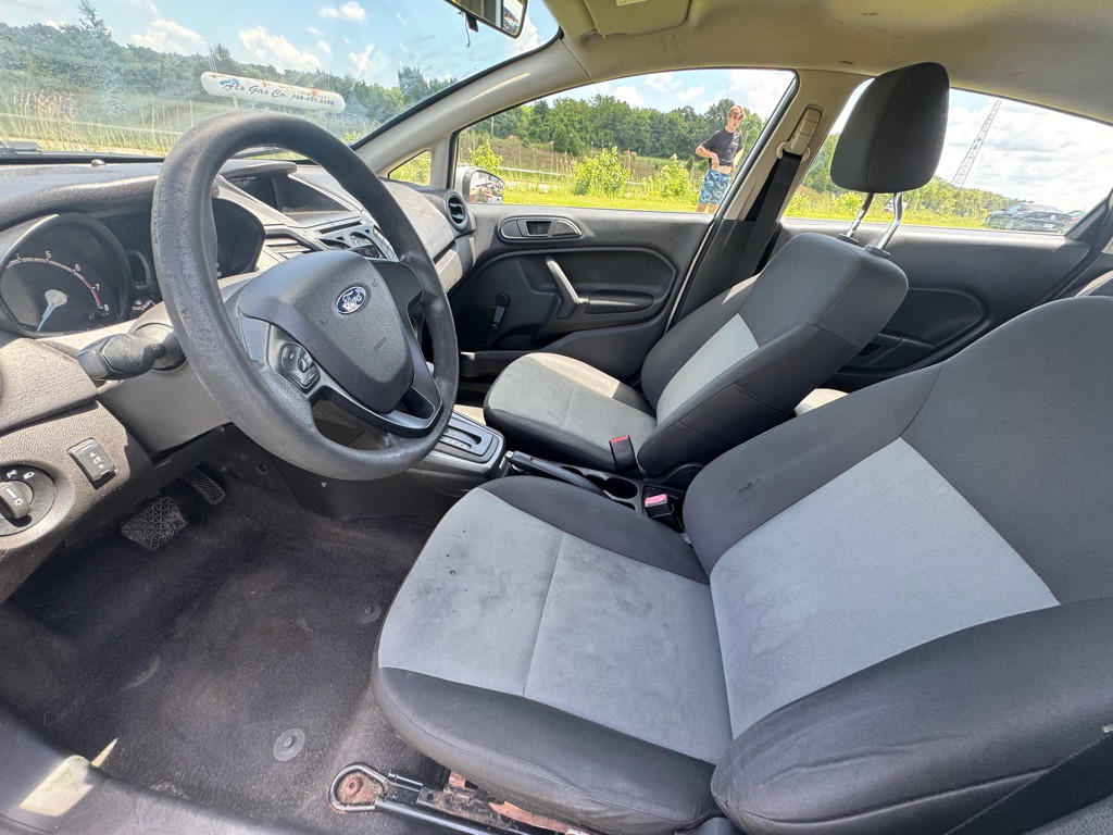 2016 Ford Fiesta Image 5