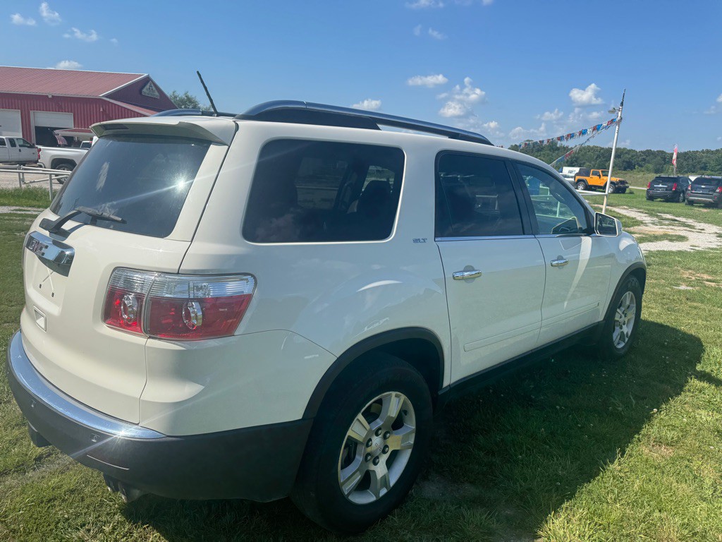 2009 GMC Acadia Image 3